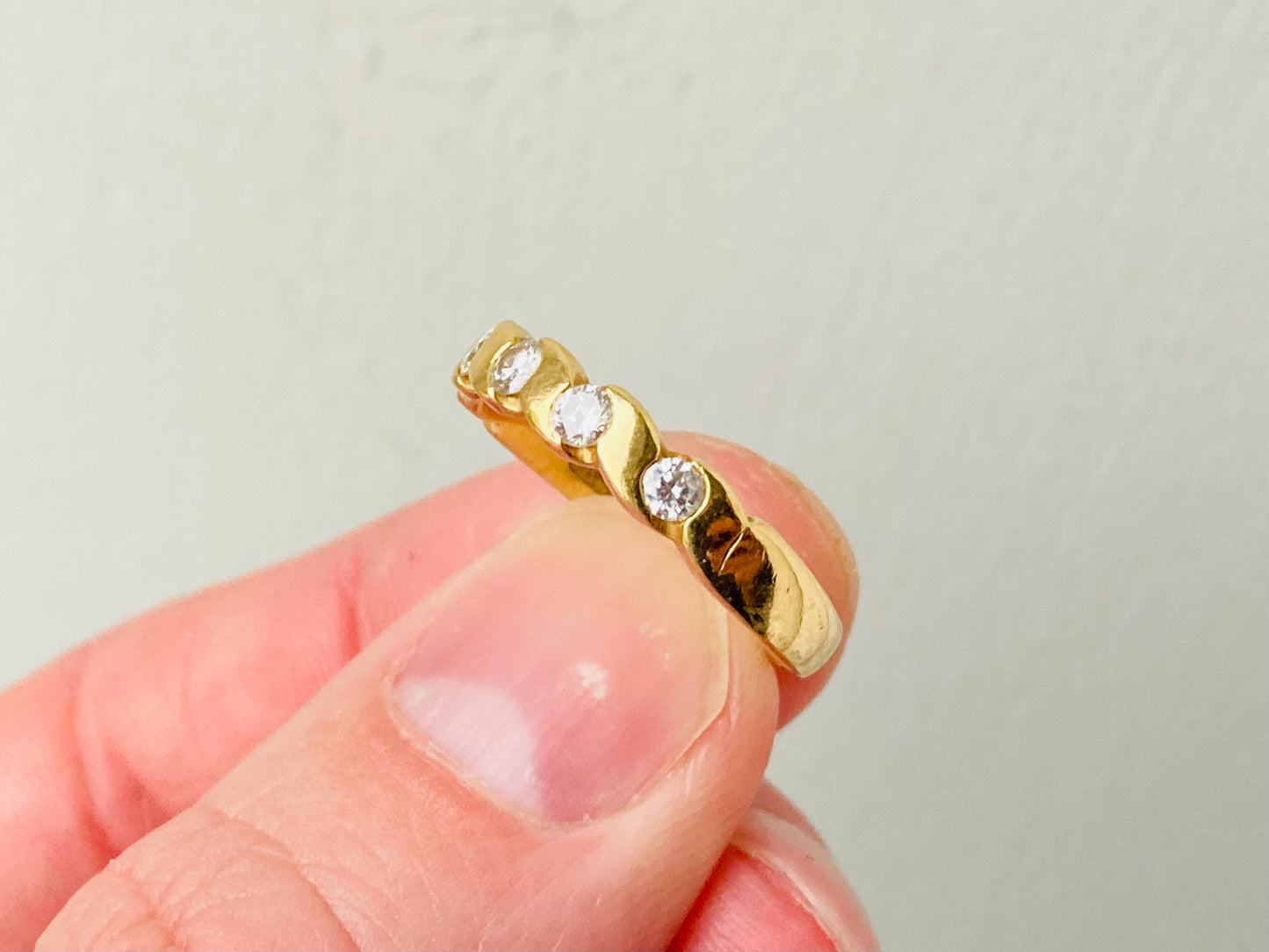 Vintage 18ct Gold Diamond Ring