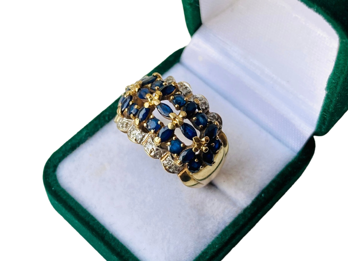 9ct Gold Sapphire & Diamond Ring