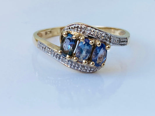 9ct Gold Tanzanite & Diamond Ring