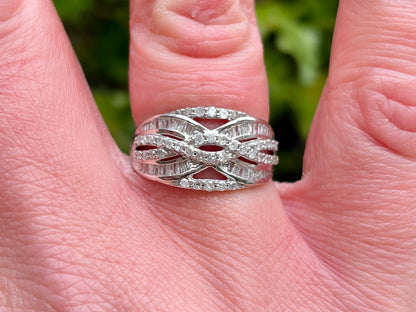 9ct Gold Diamond Ring