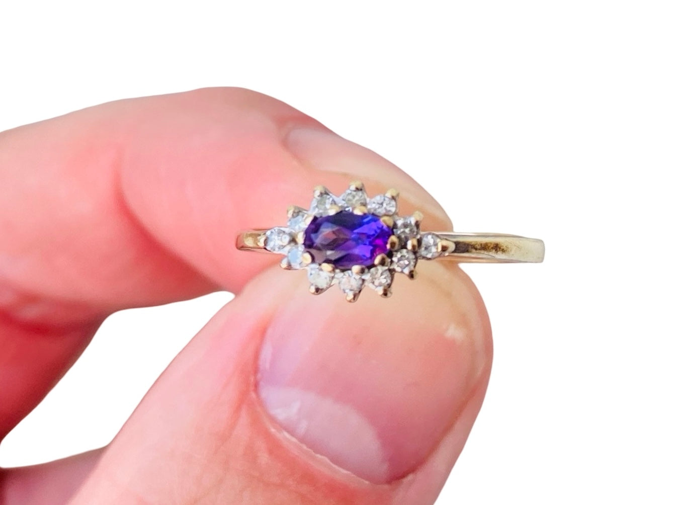Vintage 9ct Gold Amethyst & Diamond Ring