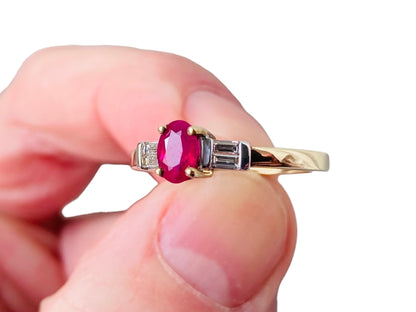 9ct Gold Ruby & Diamond Ring