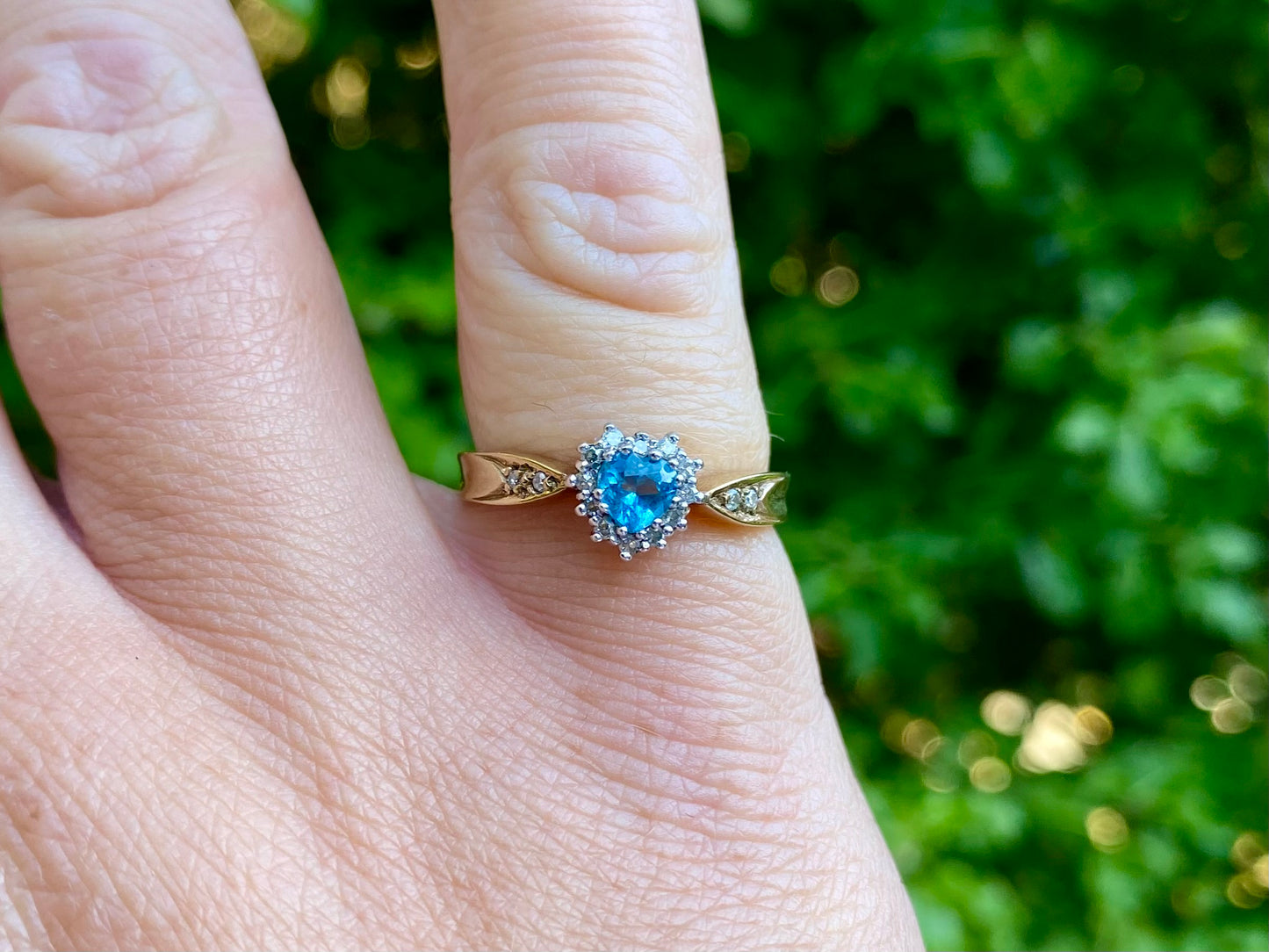 Vintage 9ct Gold Heart Shaped Topaz & Diamond Ring