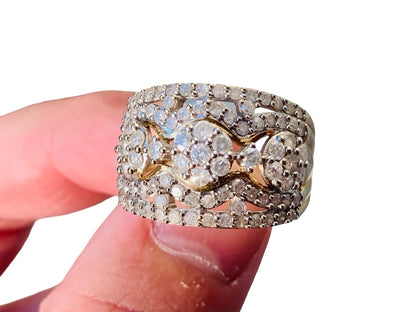 9ct Gold Diamond Ring