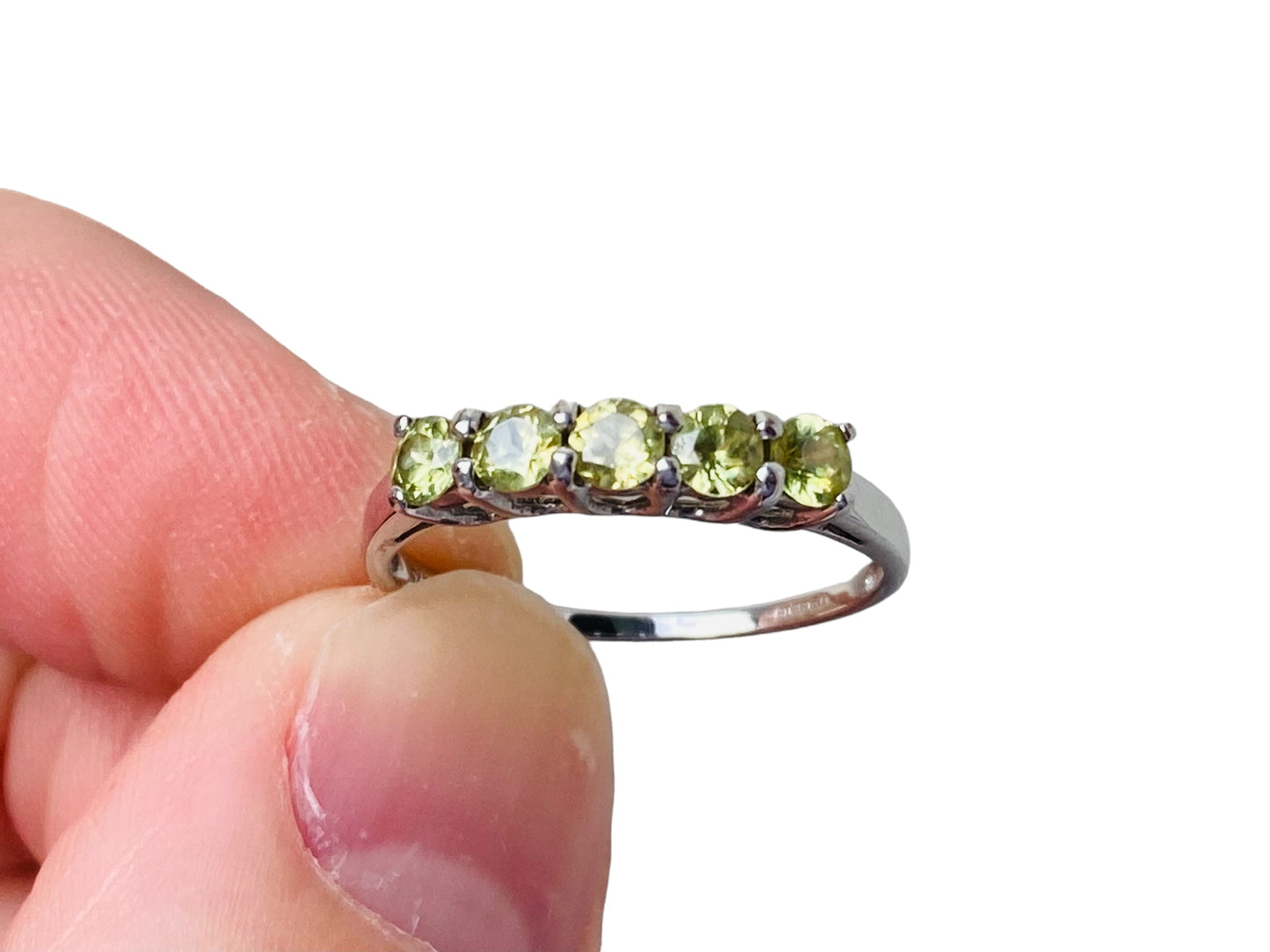 9ct Gold Peridot Ring