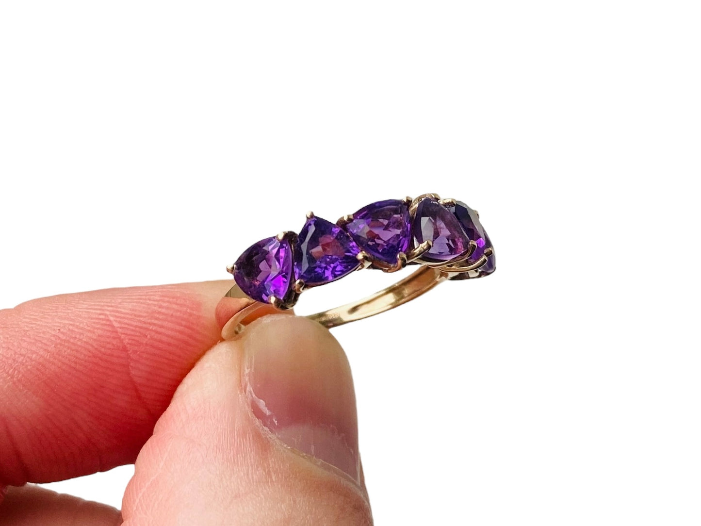 9ct Gold Amethyst Ring