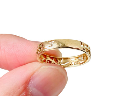 9ct Gold Diamond Ring