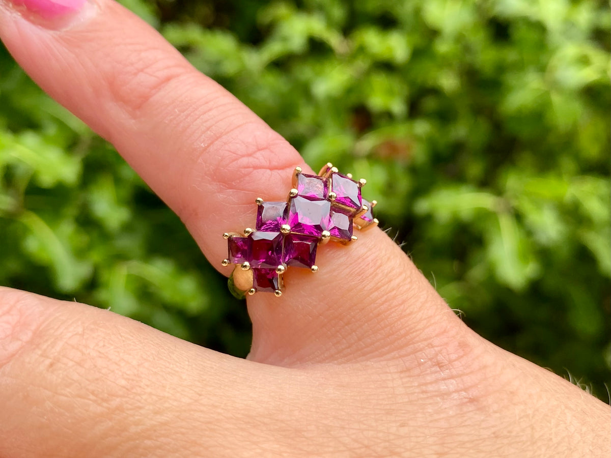 9ct Gold Rhodolite Garnet Ring
