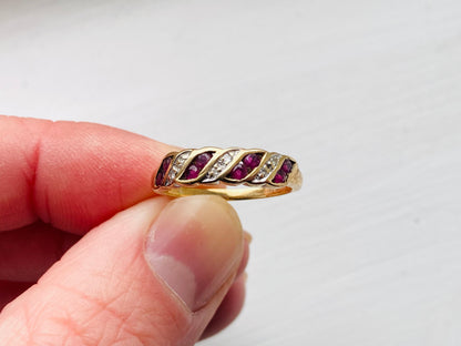 9ct Gold Ruby & Diamond Ring