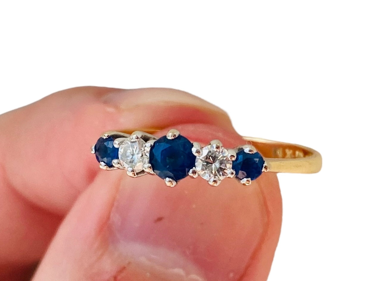 18ct Gold Sapphire & Diamond Ring