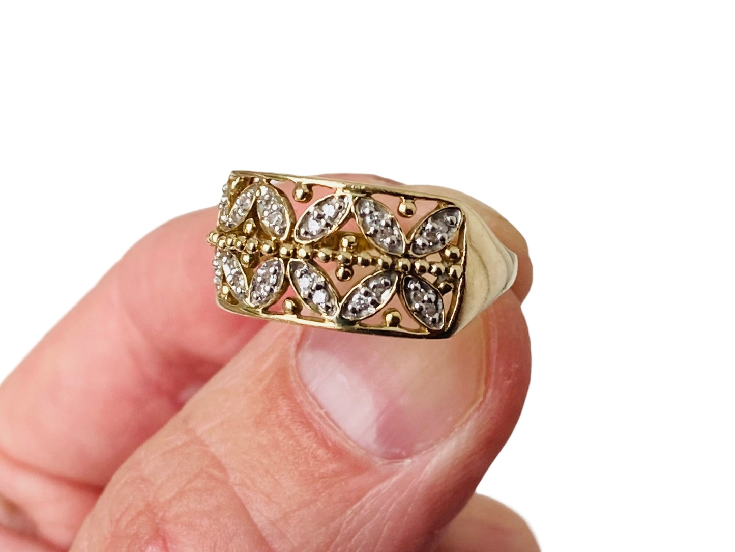 9ct Gold Diamond Ring