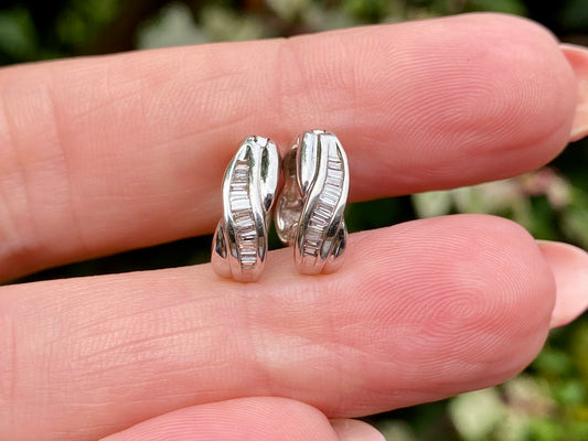 18ct Gold Diamond Earrings