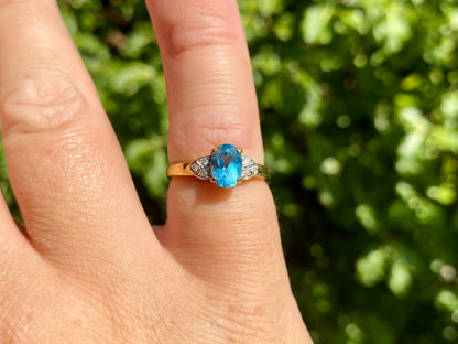 9ct Gold Topaz & Diamond Ring