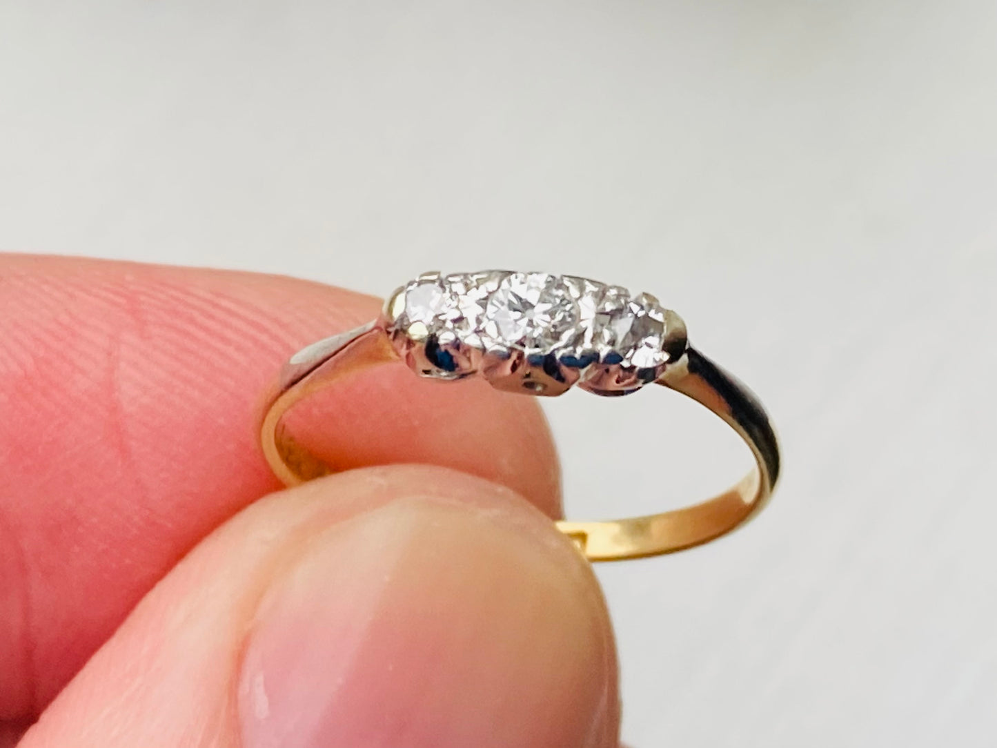 Antique 18ct Gold Diamond Ring