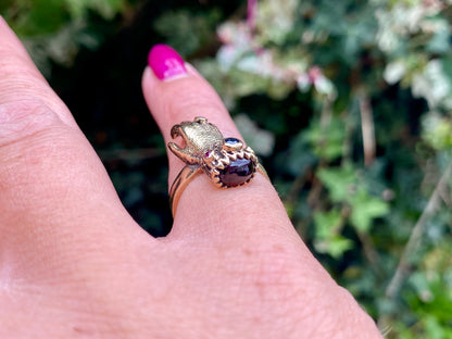 Vintage 9ct Gold Hand Ring