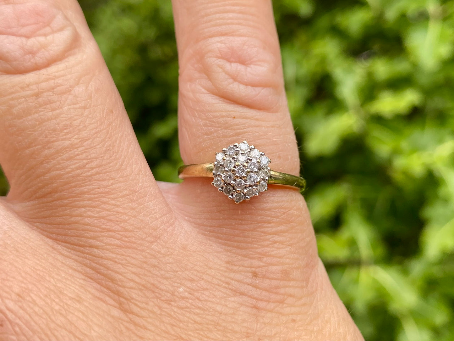 9ct Gold Diamond Ring