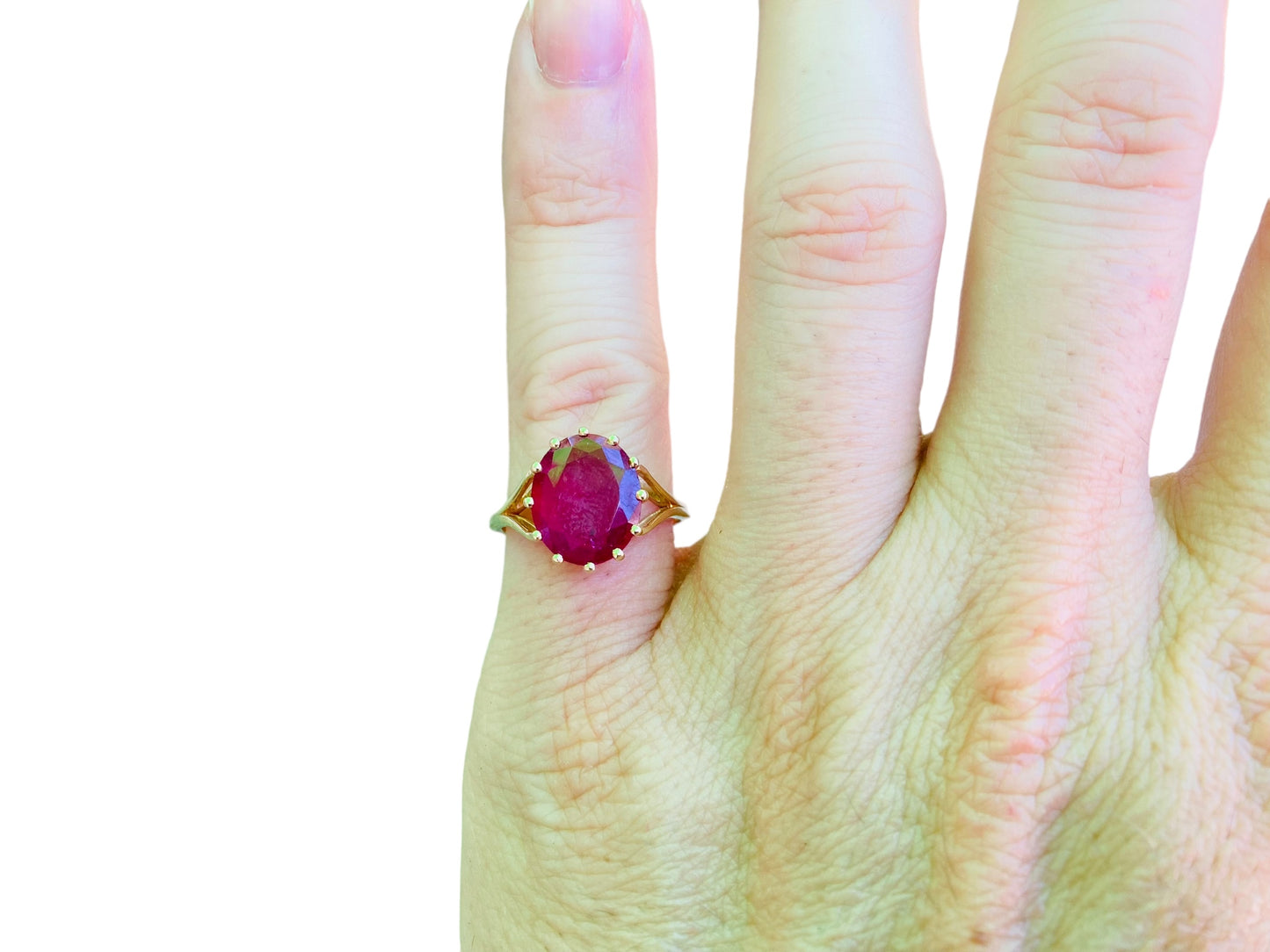 9ct Gold Ruby Ring