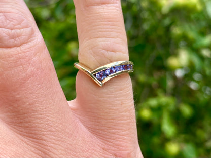 9ct Gold Tanzanite Wishbone / Curved Ring