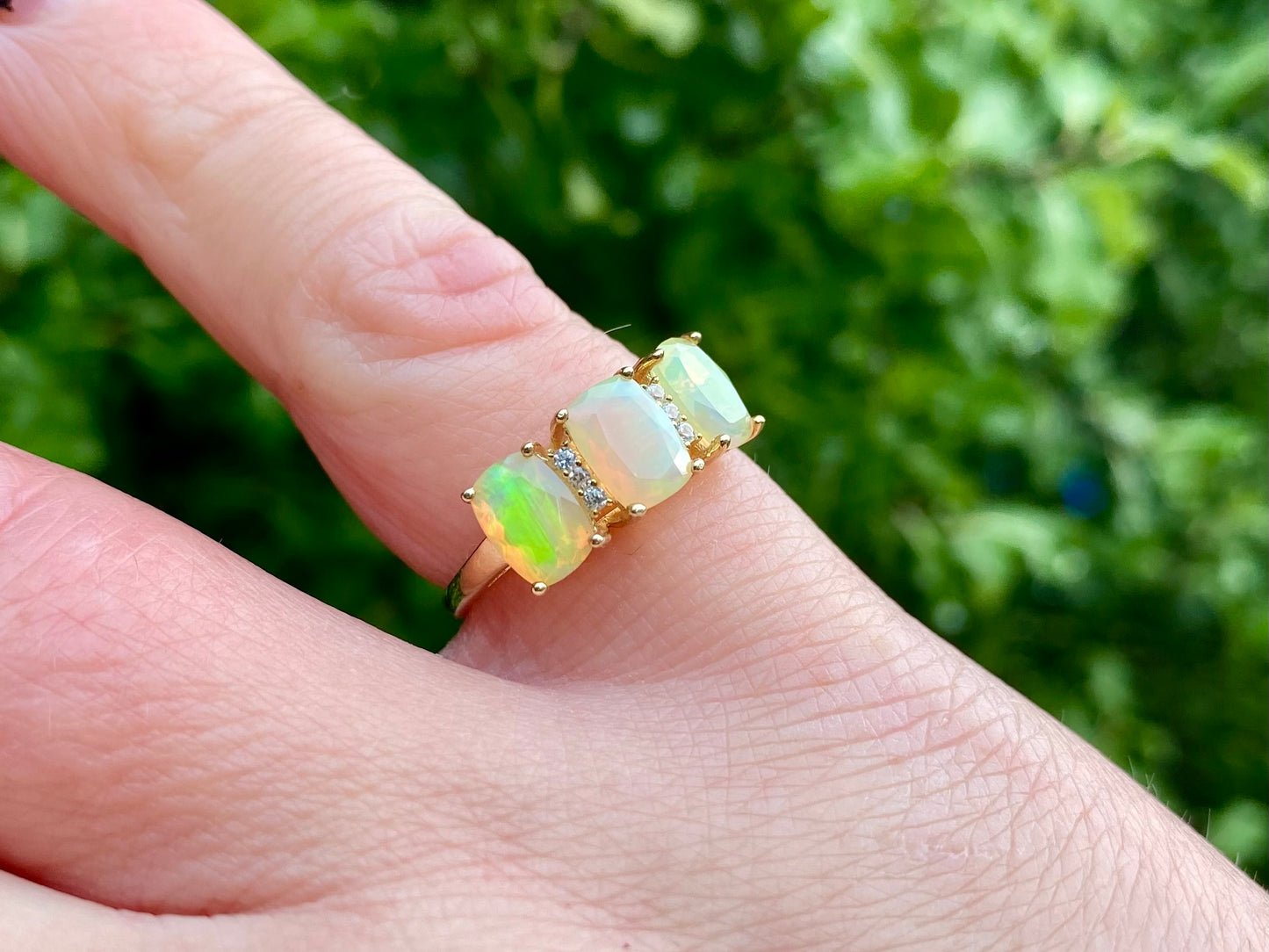 9ct Gold Opal & Zircon Ring