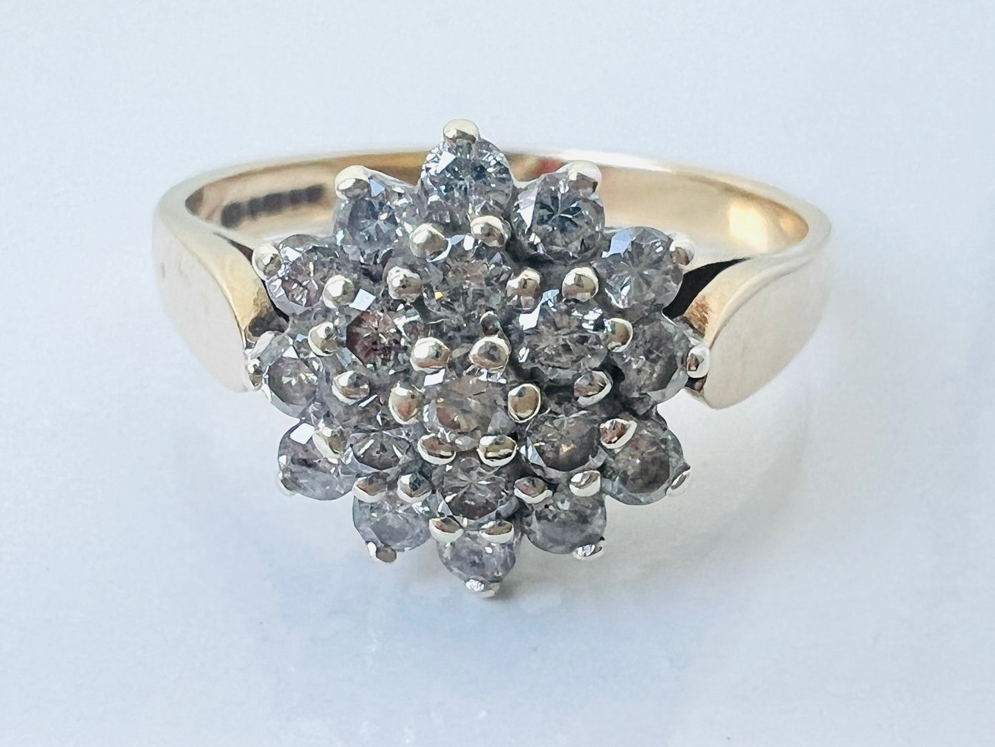Vintage 9ct Gold Diamond Ring