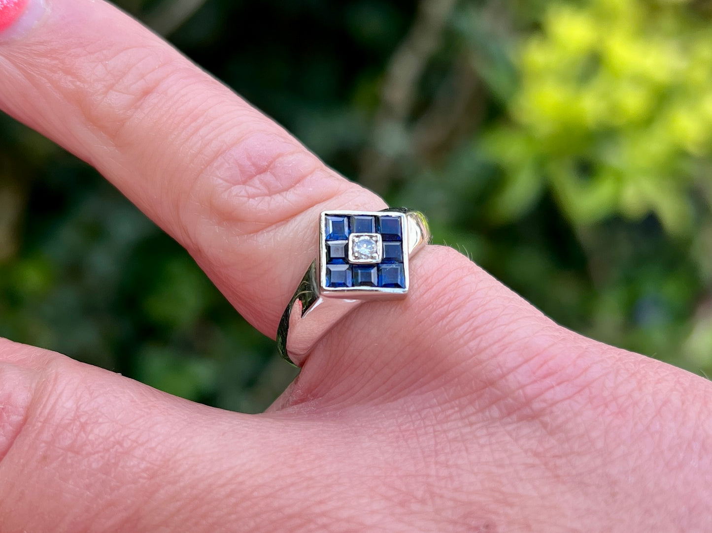 18ct Gold Sapphire & Diamond Ring