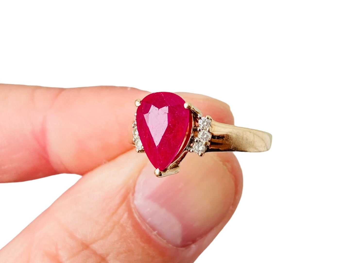 9ct Gold Ruby & Diamond Ring