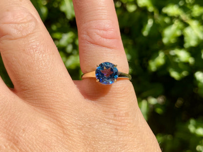 9ct Gold Topaz Ring