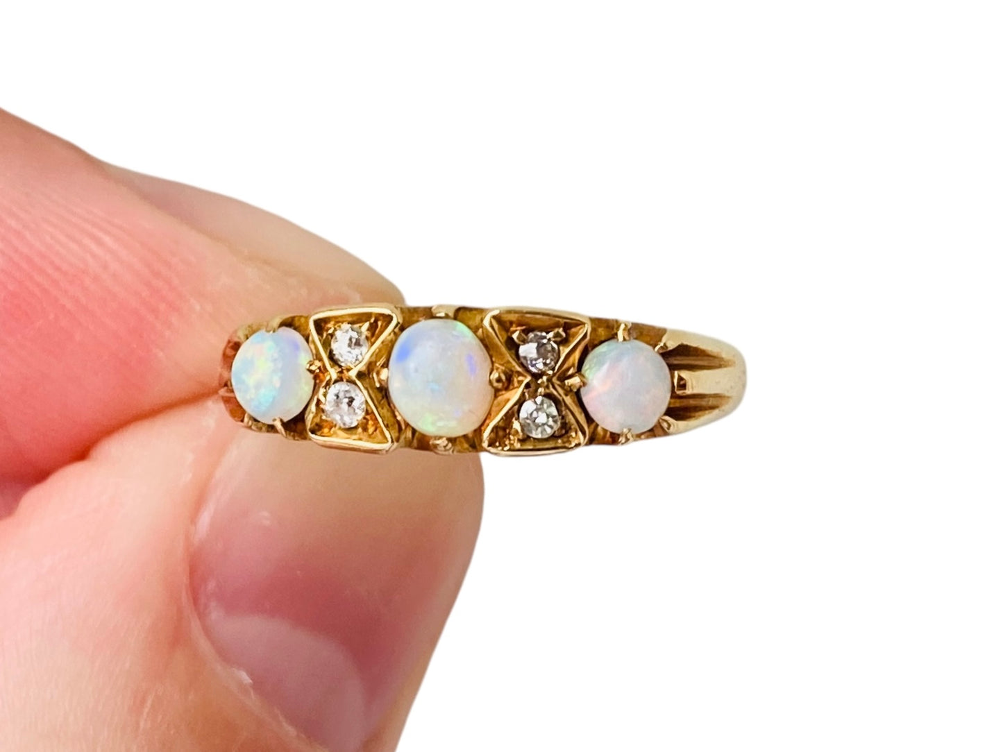 Antique Victorian 18ct Gold Opal & Diamond Ring