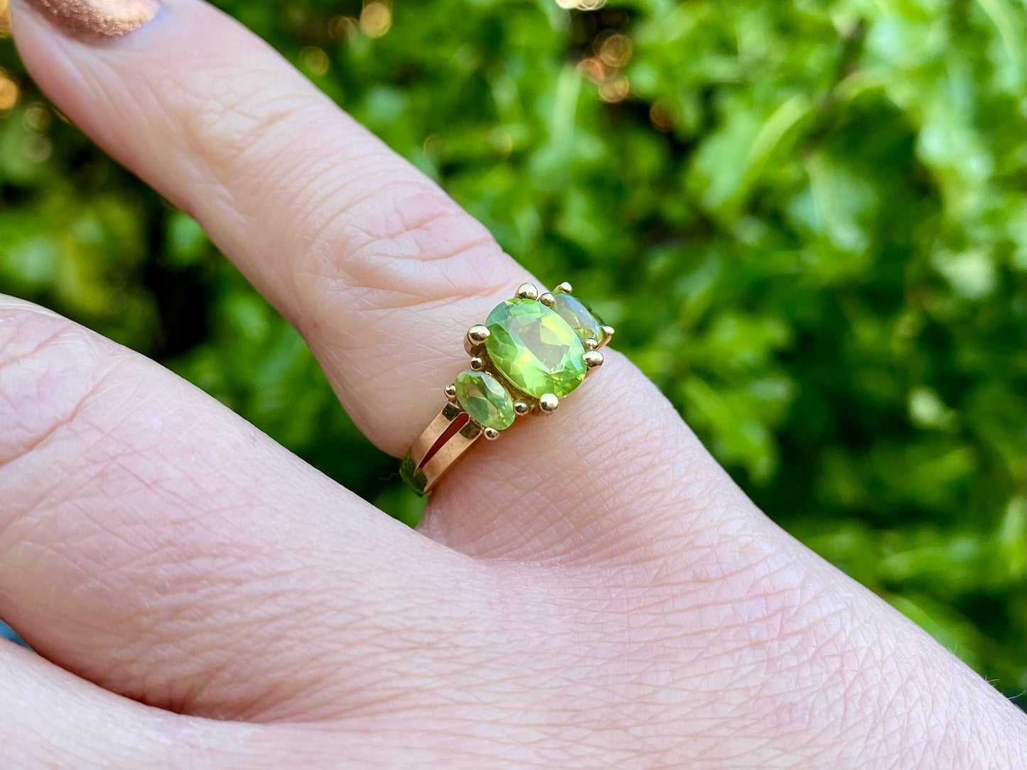 9ct Gold Peridot Ring