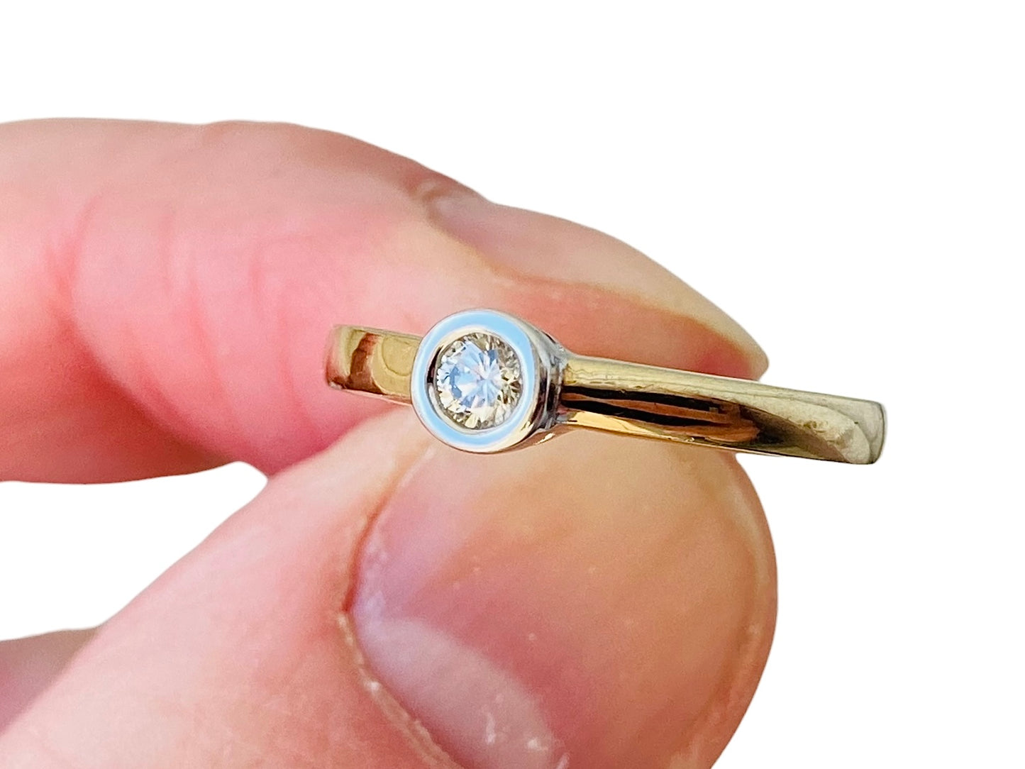 9ct Gold Diamond Solitaire Ring