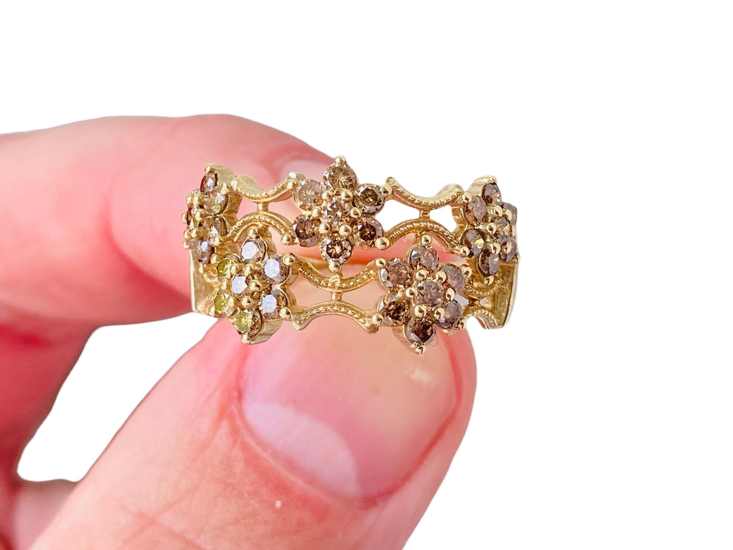 9ct Gold Champagne Diamond Daisy Ring