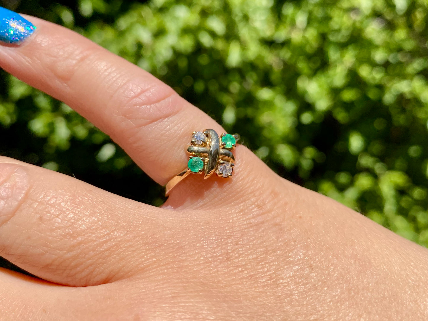 9ct Gold Emerald & Diamond Ring