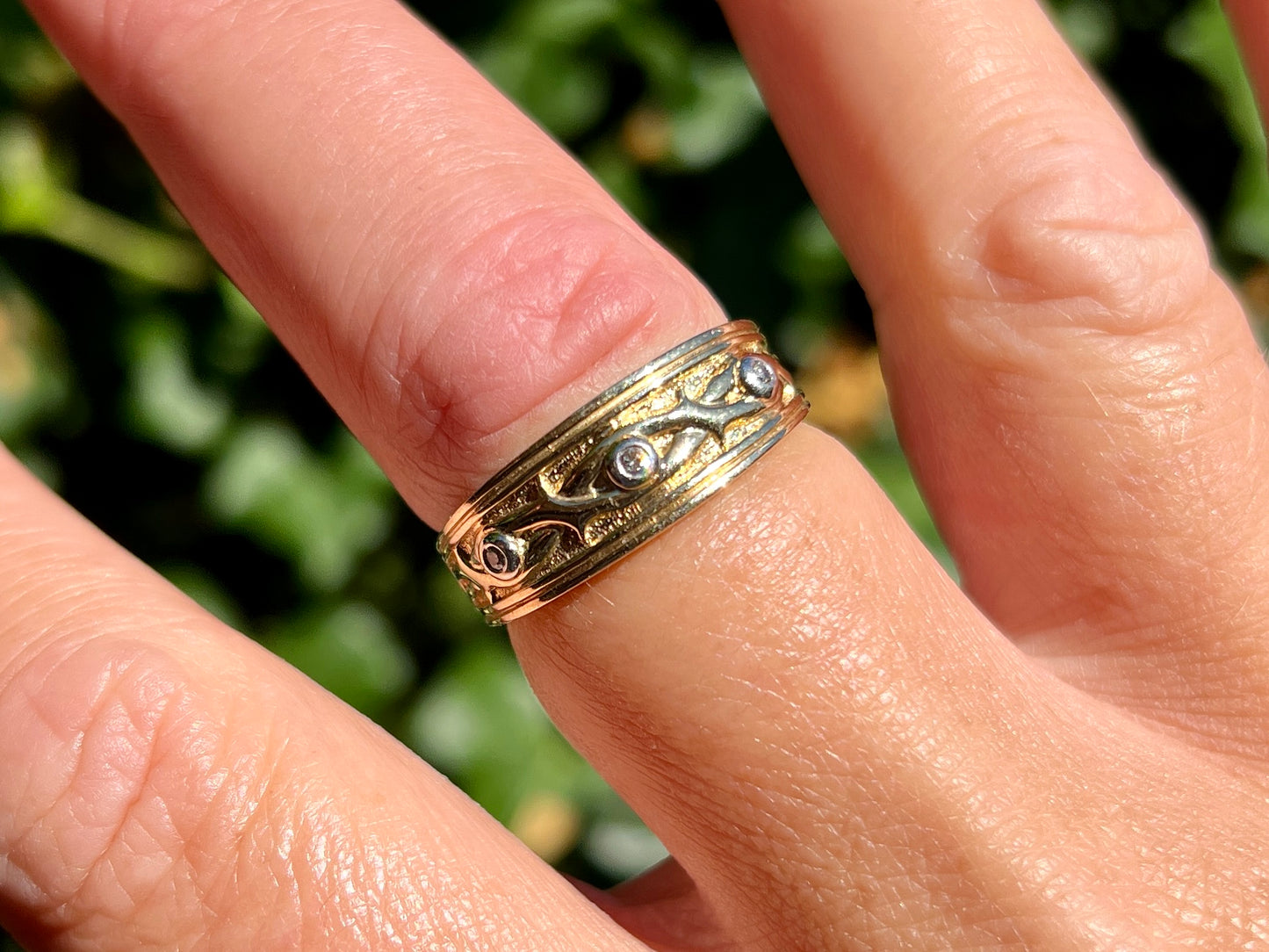 9ct Gold Diamond Ring