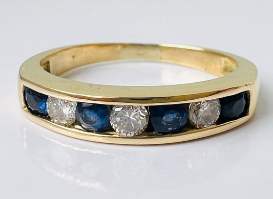 18ct Gold Sapphire & Diamond Ring