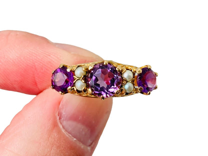 Vintage 9ct Gold Amethyst & Pearl Ring