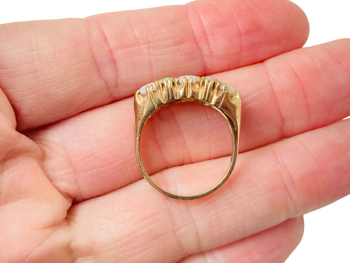 Vintage 9ct Gold Opal Ring
