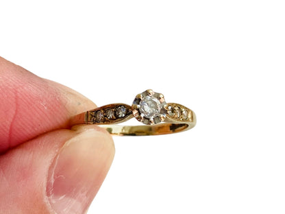 9ct Gold Diamond Ring