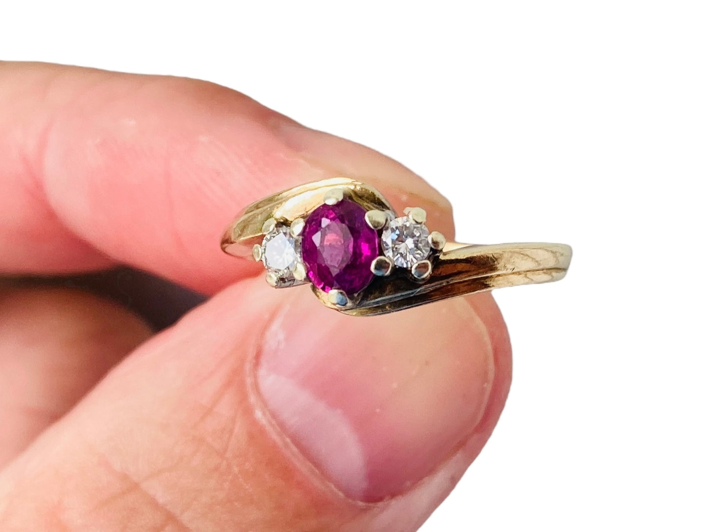 Vintage 9ct Gold Ruby & Diamond Ring