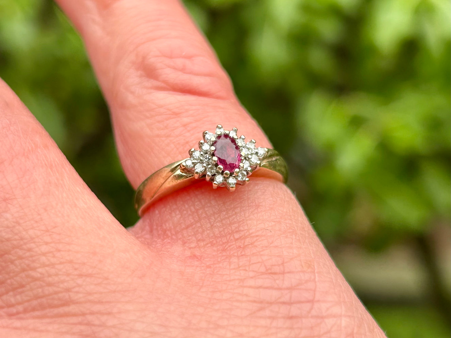 Vintage 9ct Gold Ruby & Diamond Cluster Ring