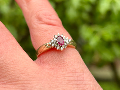 Vintage 9ct Gold Ruby & Diamond Cluster Ring