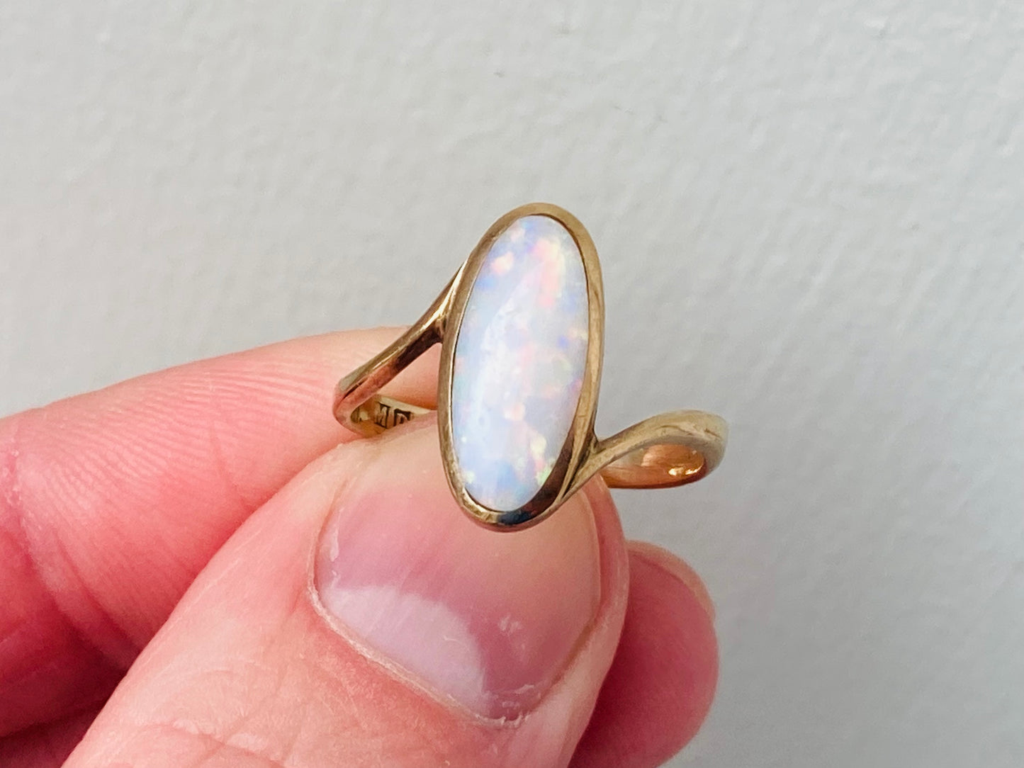 Vintage 9ct Gold Opal Ring