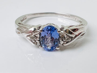 9ct Gold Tanzanite & Diamond Ring