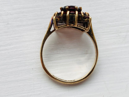 Vintage 9ct Gold Garnet Ring