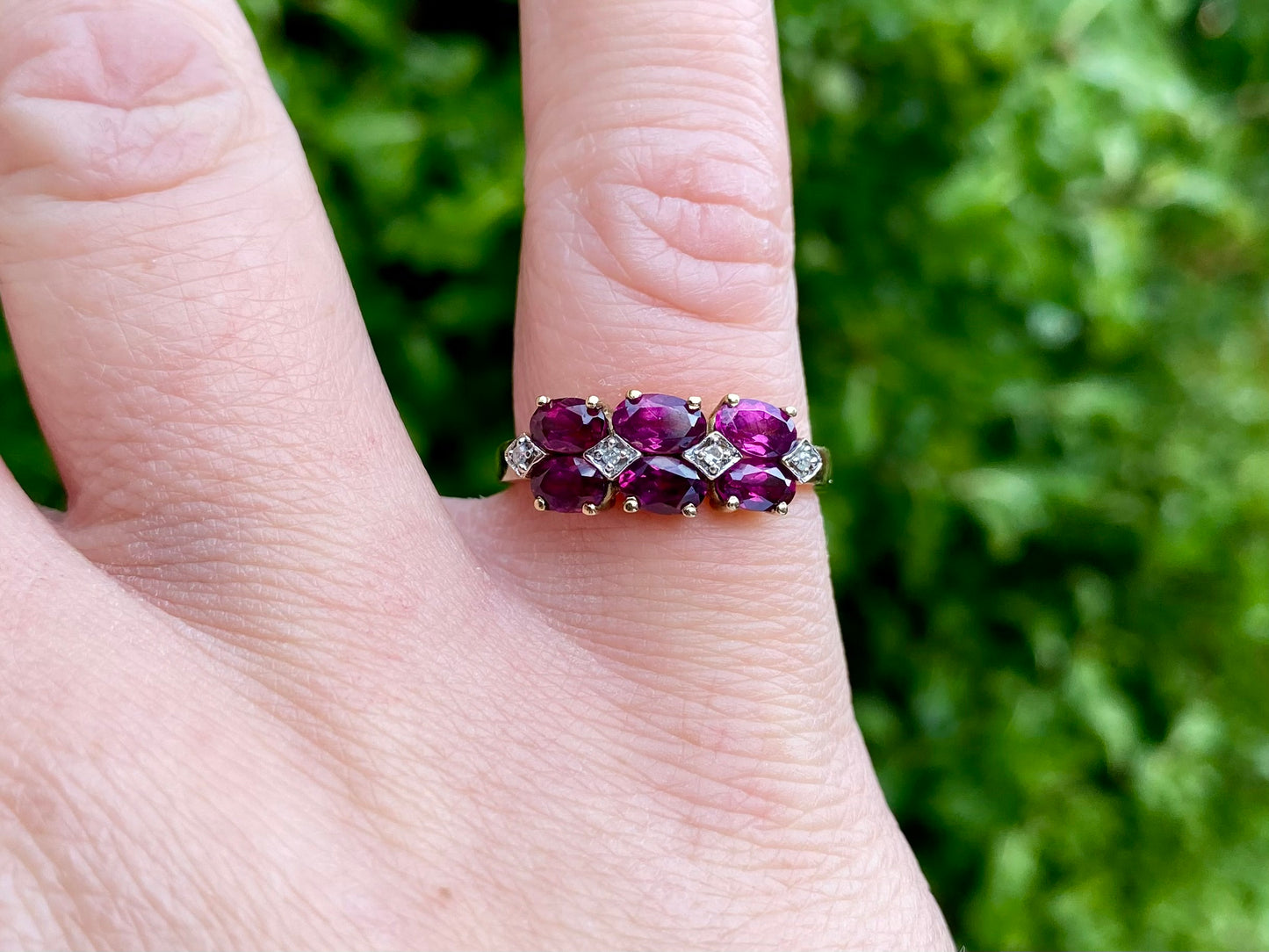 9ct Gold Rhodolite Garnet & Diamond Ring