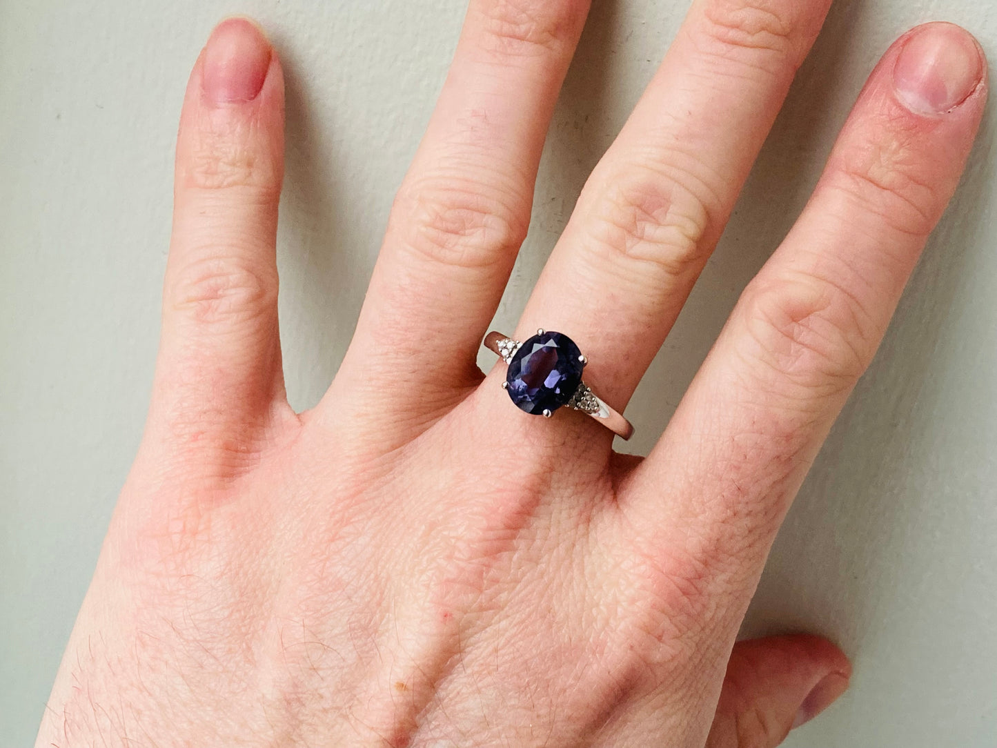 9ct Gold Iolite & Diamond Ring