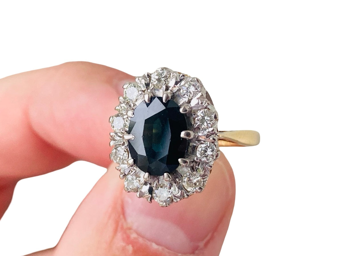 Vintage 18ct Gold Sapphire & Diamond Ring