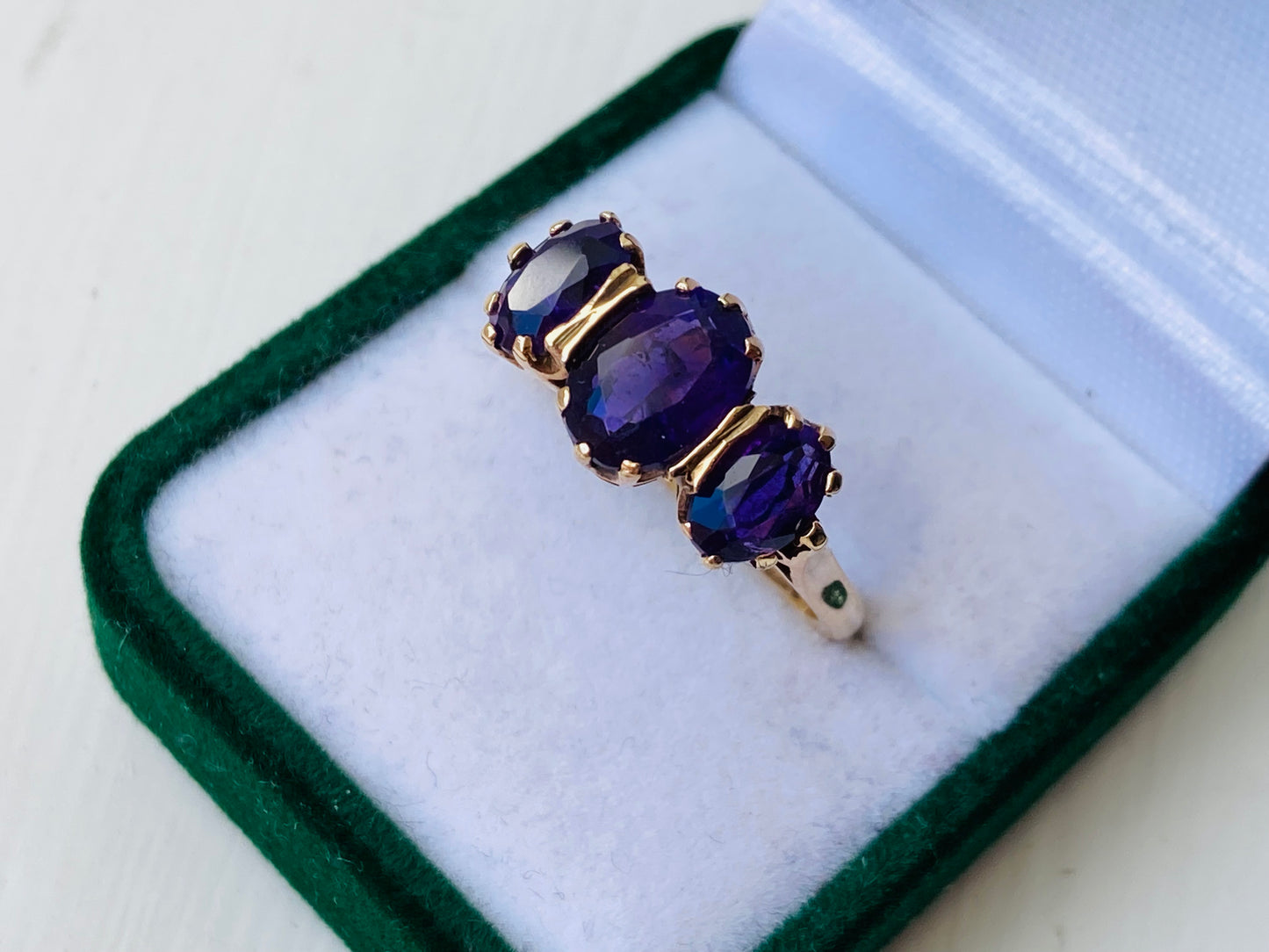 Vintage 9ct Gold Amethyst Ring