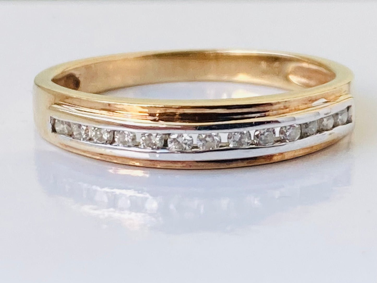 9ct Gold Diamond Ring