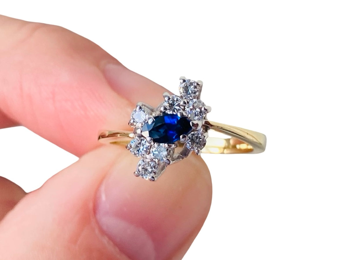 Vintage 18ct Gold Sapphire & Diamond Ring