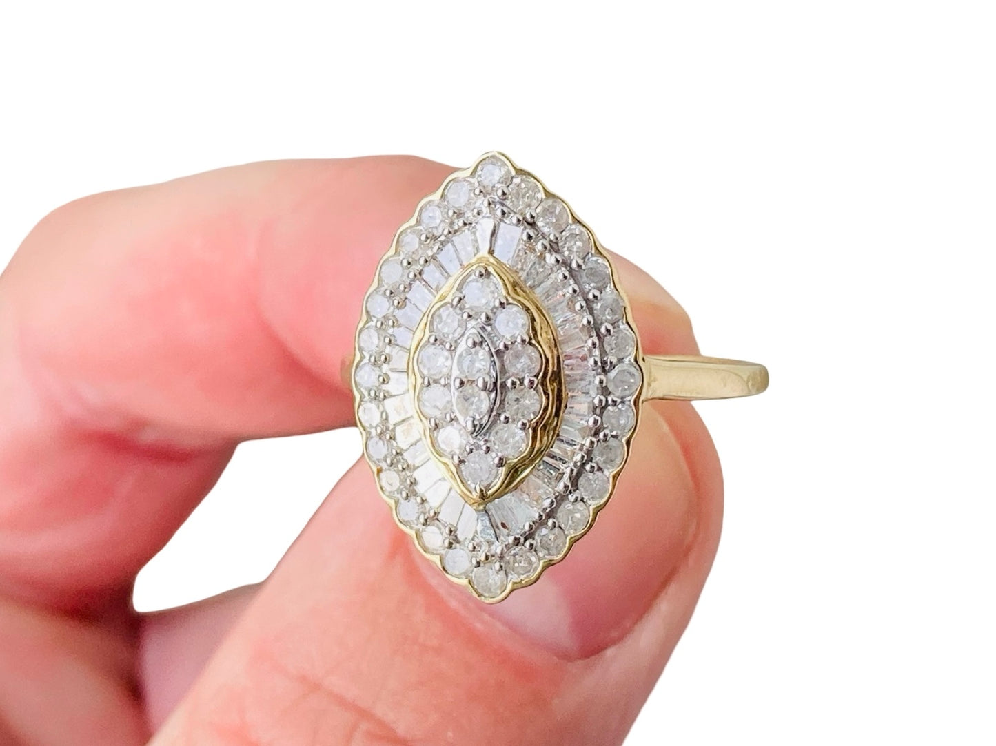 9ct Gold Diamond Ring